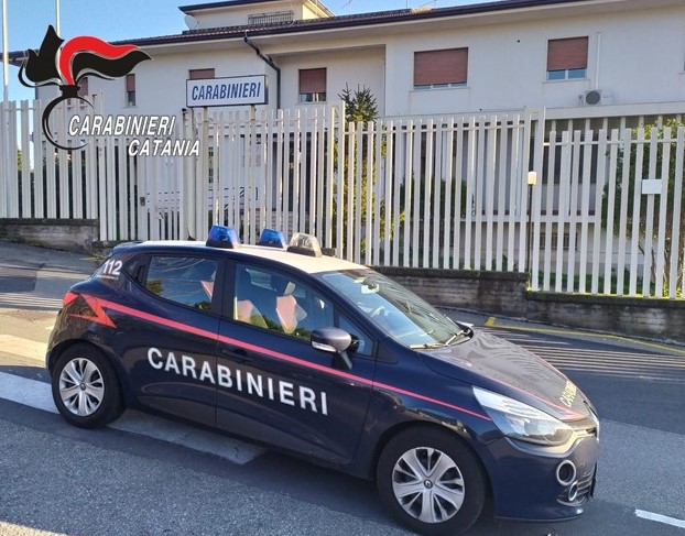 Ladri in “trasferta” sorpresi dai cittadini a Guardia: arrestati dai Carabinieri