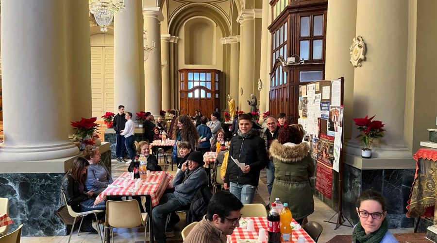 Giarre, torna in chiesa Madre il pranzo solidale