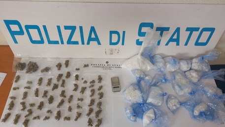 Polizia scova e sequestra a San Giovanni Galermo quasi un chilo di cocaina