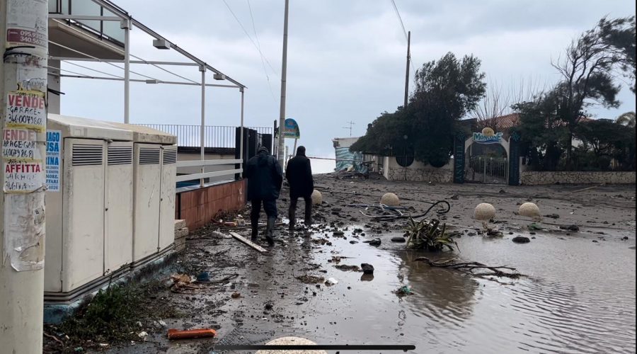 Mascali, danni pesanti a Fondachello per l’erosione della spiaggia