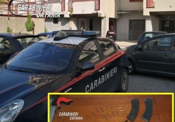 Non solo spaccio ma anche un Kalashnikov: arrestato