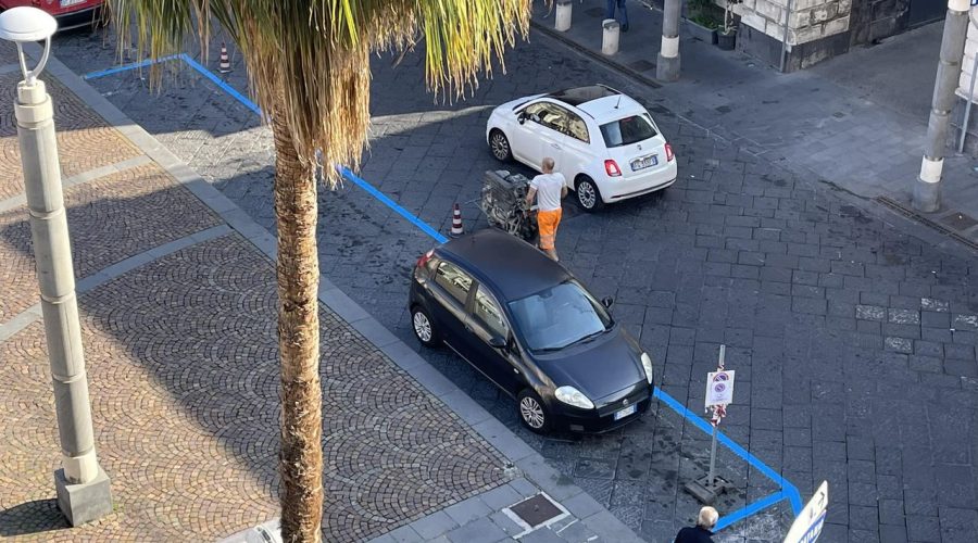 Riposto, nuovi correttivi strisce blu e abbonamenti per l’utenza