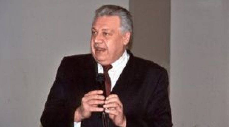 Acireale, Nino Garozzo annuncia la sua candidatura a sindaco