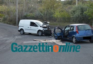 Nunziata, scontro frontale tra un'auto e un furgone. Intervento dell'elisoccorso