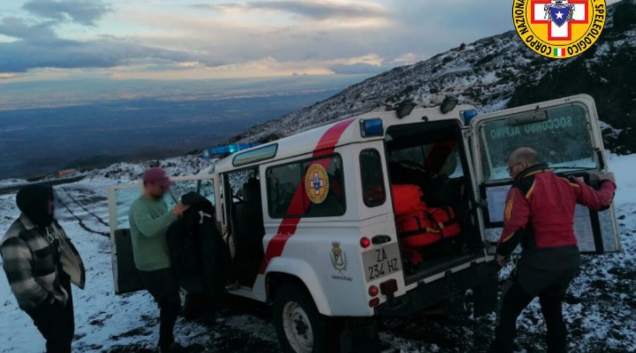 Soccorso Alpino: duplice salvataggio sull’Etna