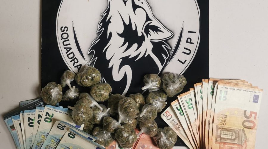 Il servizio prevede la consegna a domicilio: arrestato pusher