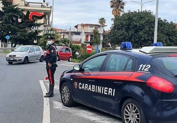 Controlli dei carabinieri a Mascali, Santa Venerina e Zafferana: diverse denunce e sanzioni