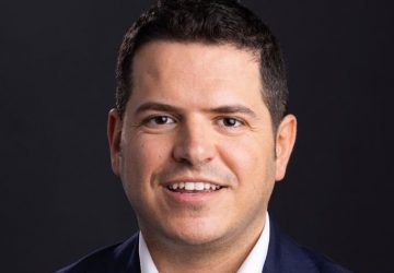 Licenziato collaboratore del presidente Ars, Galvagno: "acquistava cocaina"