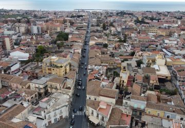 Giarre, Citt&agrave; Viva: "il degrado del cimitero &egrave; solo la punta di un iceberg"