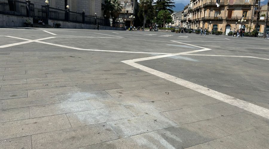 Giarre, stop in piazza Duomo agli expo food e regole sui Caffè concerto