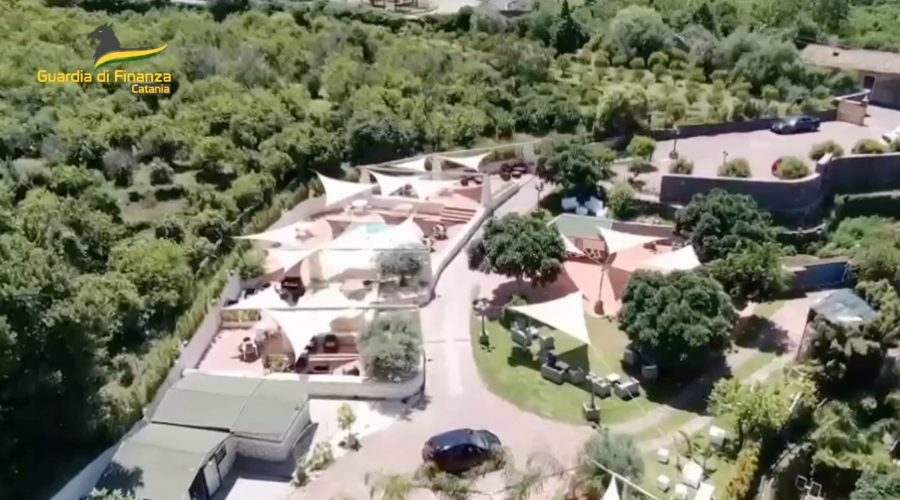 Sequestrata dalla GdF fattoria didattica nella disponibilità di Alfio Brancato