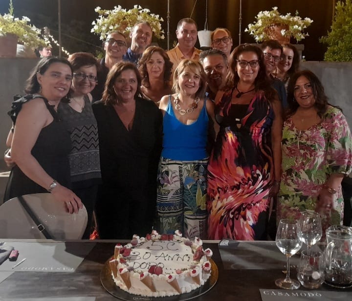 Riposto, a 30 anni dal diploma una serata indimenticabile