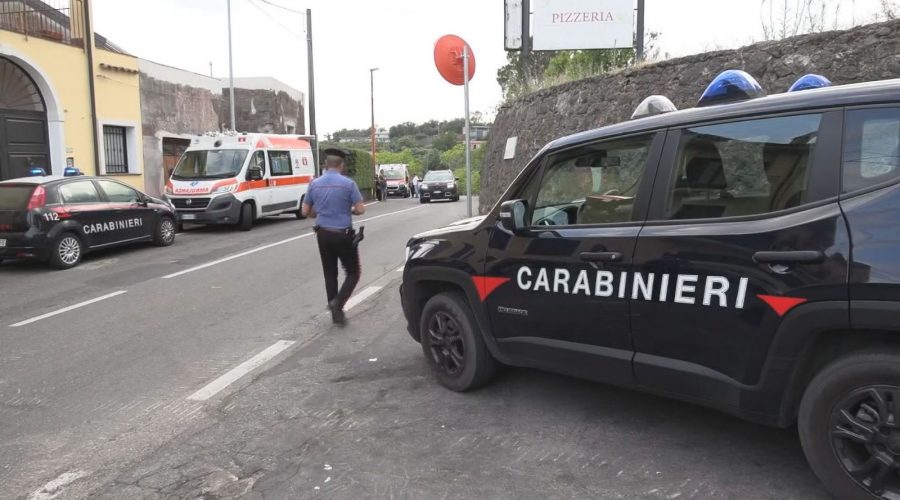 Tragedia a Santa Venerina, bimbo di 3 anni muore annegato in piscina