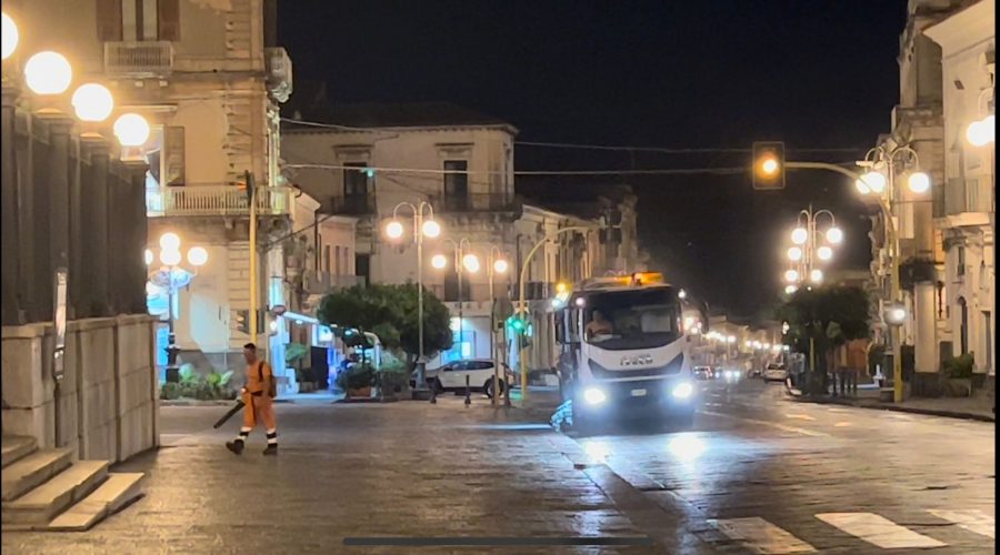 Giarre, in piena estate la raccolta differenziata sale al 60%