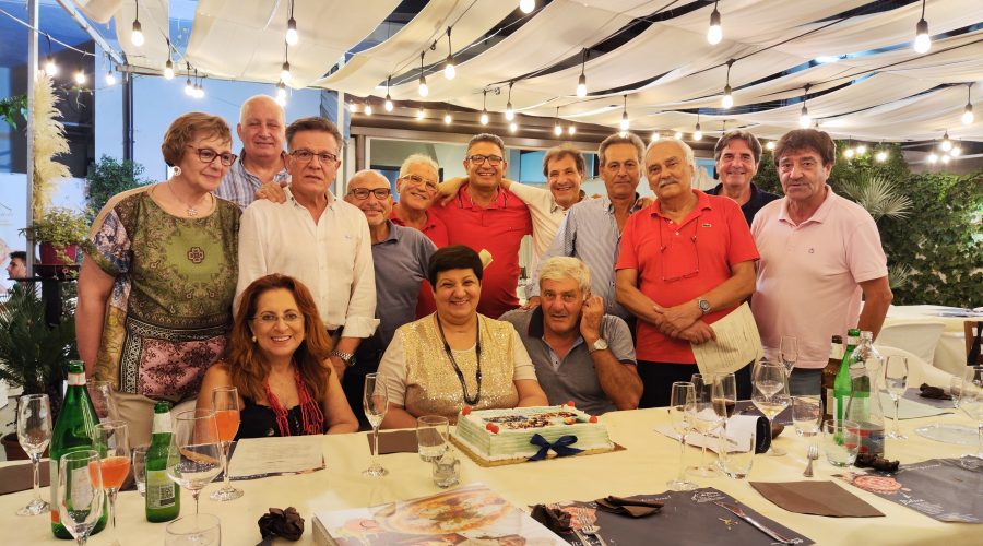 Si ritrovano 50 anni dopo gli ex alunni dell’Istituto Tecnico per Geometri “N. Colajanni” di Riposto
