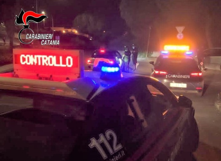 Controlli dei Carabinieri alla circolazione stradale