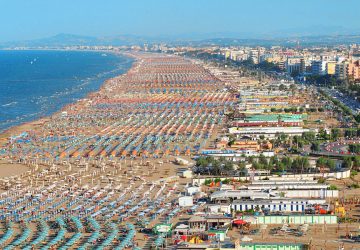 Vacanze per famiglie in Riviera: dove andare e cosa fare