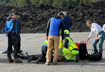 Turista toscano muore sull'Etna, vani i tentativi di soccorso