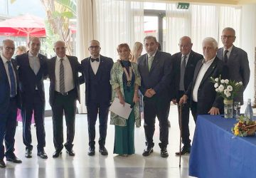 Giarre, passaggio della campana del Kiwanis