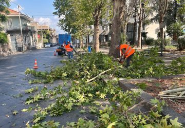 Giarre, si potenzia l'illuminazione in via Finocchiaro Aprile