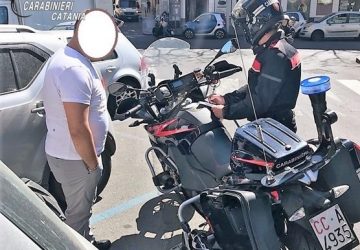 Ancora linea dura contro i parcheggiatori abusivi: altri 3 denunciati
