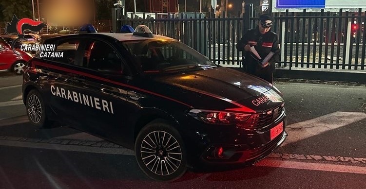 Scoperti e denunciati i tre responsabili della sparatoria nel parcheggio del centro commerciale