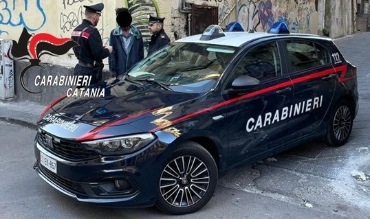 Individuato in poche ore l’autore di una rapina; fermato dai Carabinieri.