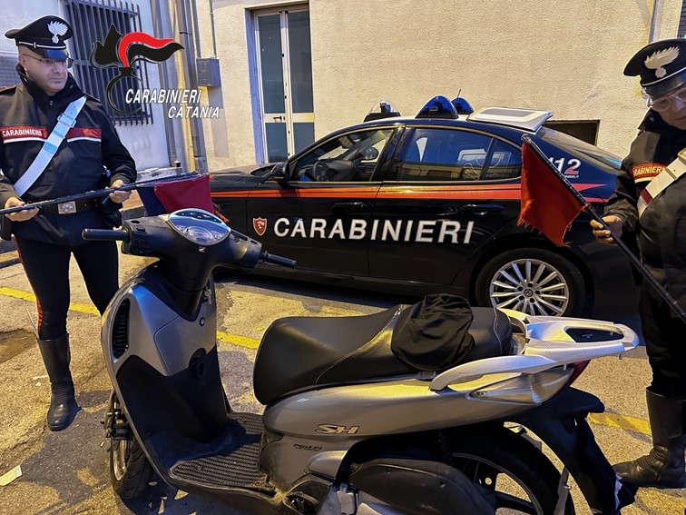 Violenze nella partita di Eccellenza tra Paternò e Modica: denunce e sanzioni dei Carabinieri.