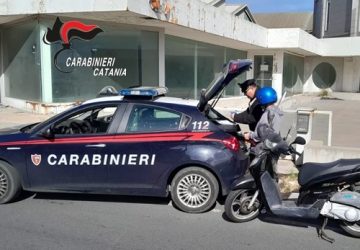 Controlli nelle periferie commerciali: denunciati 2 minorenni e un 37enne