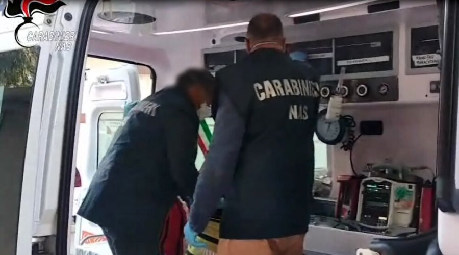 Controlli del Nas ad ambulanze private per il trasporto di pazienti infermi