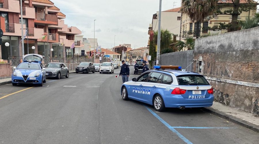 Natale sicuro, controlli nel comprensorio Acese della Polizia