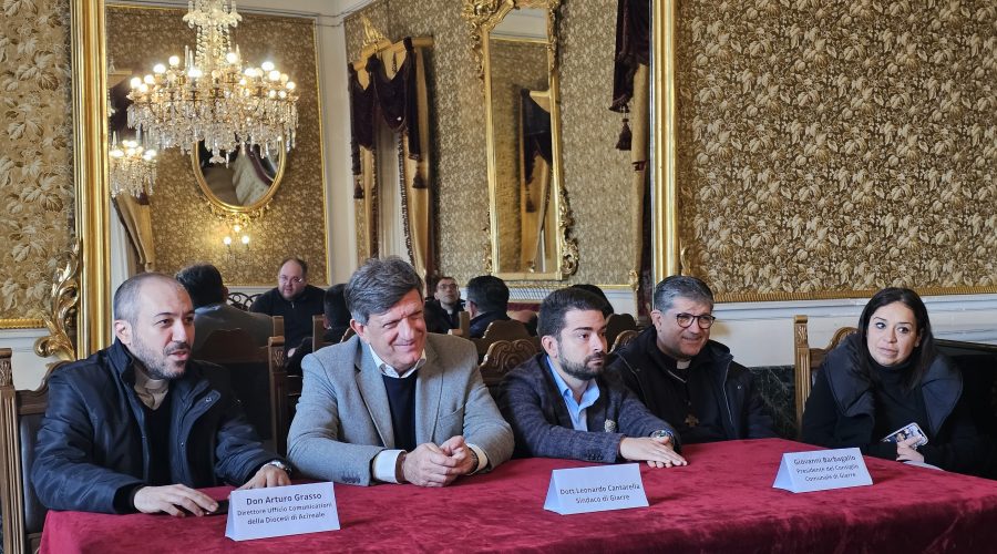 Giarre, il sindaco incontra in municipio i sacerdoti delle comunità parrocchiali