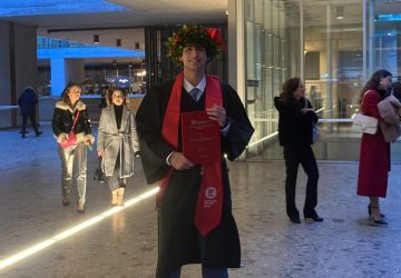 Venti anni e gi&agrave; laureato: la bella storia di Mike