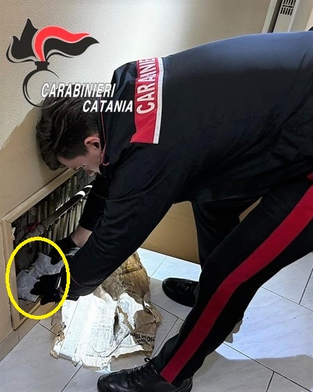 Ai domiciliari ma con droga sintetica e &ldquo;tradizionale&rdquo;: 3 cittadini di nazionalit&agrave; cinese arrestati