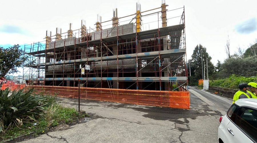 Alloggi popolari di Rovettazzo e Fiumefreddo: avanti tutta. Ricognizione del presidente dell’Iacp, Sicali VD