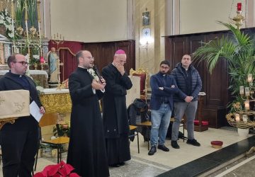 Riposto, visita pastorale nelle comunità Maria Ss. del Carmelo e San Giuseppe