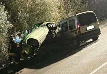 Schianto frontale tra un'auto e un furgone sulla SS 114 nei pressi di Acireale: vittima una 18enne di Calatabiano