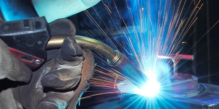 Saldatura a filo: efficienza e precisione nell’era moderna