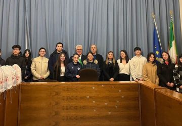 A Santa Venerina il Comune premia i migliori studenti