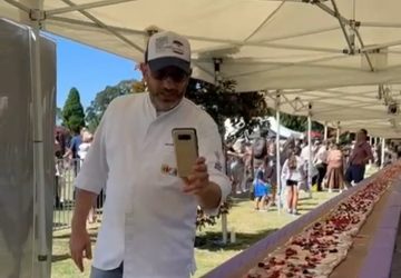 Taormina, battuto il record della pizza alla nutella pi&ugrave; lunga del mondo