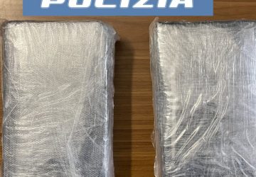 Due chili di cocaina sequestrati dalla polizia: due arresti