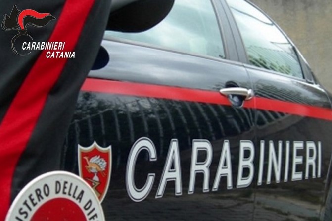 Tenta il suicidio con il gas di casa: salvato dai Carabinieri