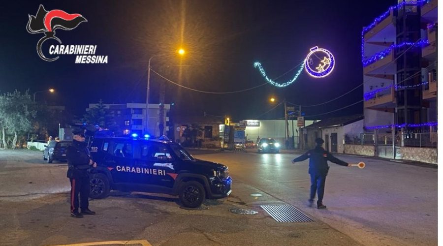 Controlli nel Taorminese, 8 persone denunciate e 3 segnalate quali assuntrici di droghe. Sequestrati petardi di fabbricazione artigianale