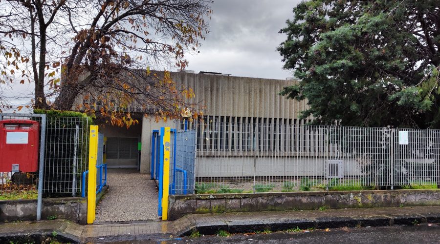 Problemi senza fine per il Postamat di Randazzo: cresce di malcontento