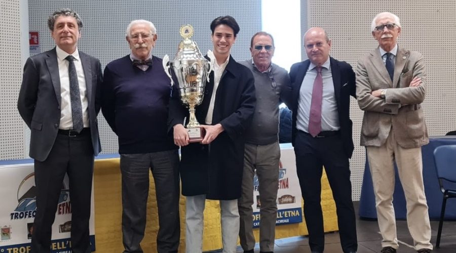 Acireale, nella seconda edizione del Trofeo dell’Etna trionfa il 19enne nisseno Marco Nicoletti.