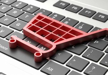 Health & Pharma: sempre pi&ugrave; italiani acquistano online