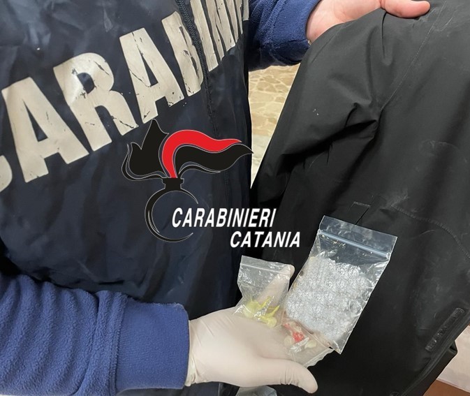 Arrestato dai Carabinieri un pusher di metanfetamine