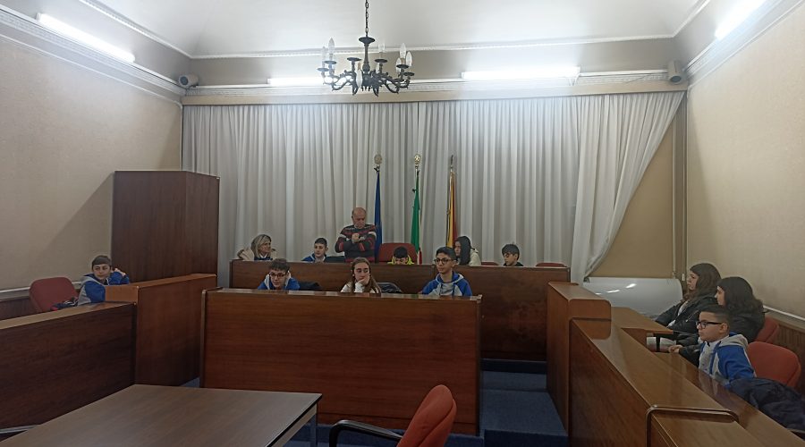 Mascali, celebrato il primo baby consiglio dei ragazzi dell’Istituto comprensivo