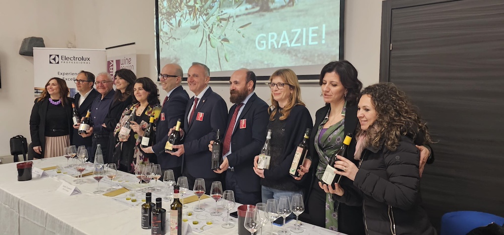Sei Strade del Vino di Sicilia al Salone internazionale dell’enoturismo in Spagna