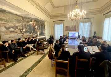 Mare, via libera della giunta ai solarium